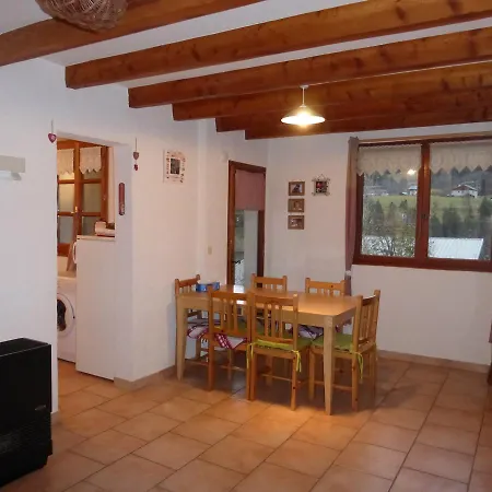 Les Thuiles Apartment